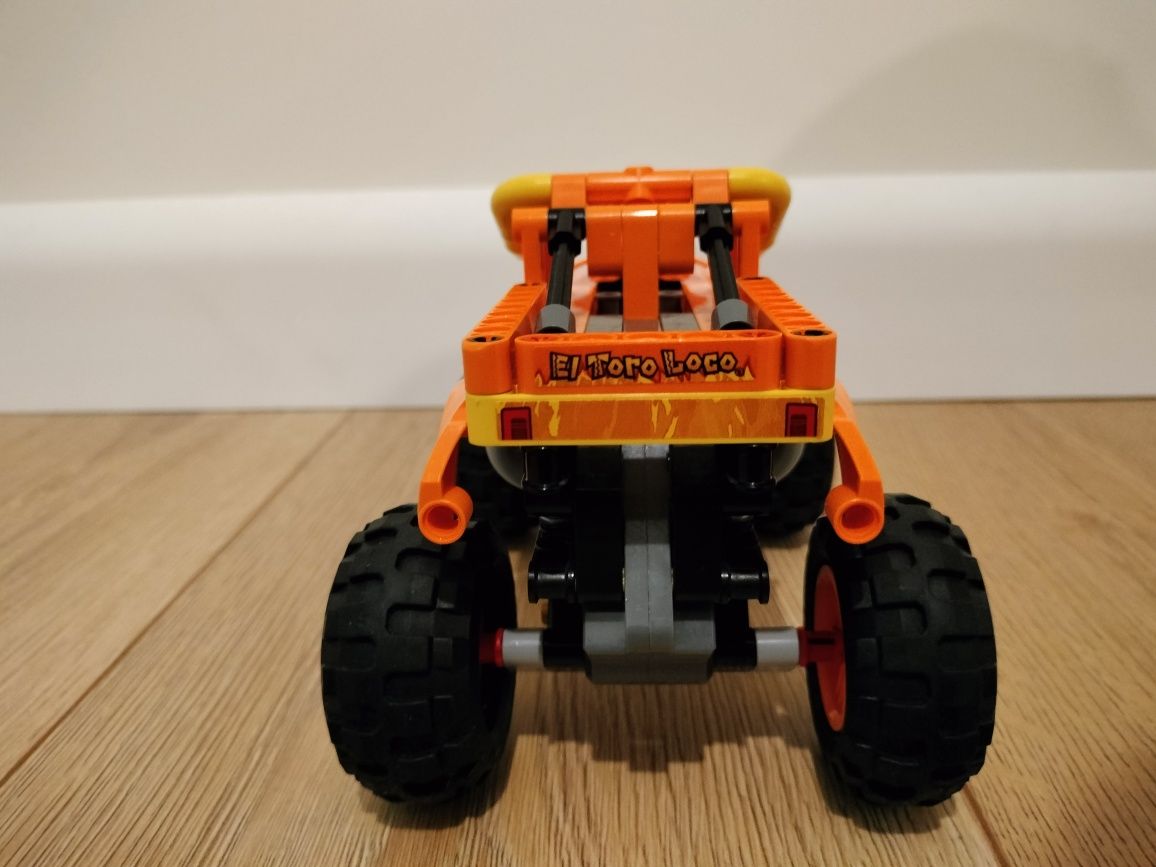 Lego Tehnic 42135