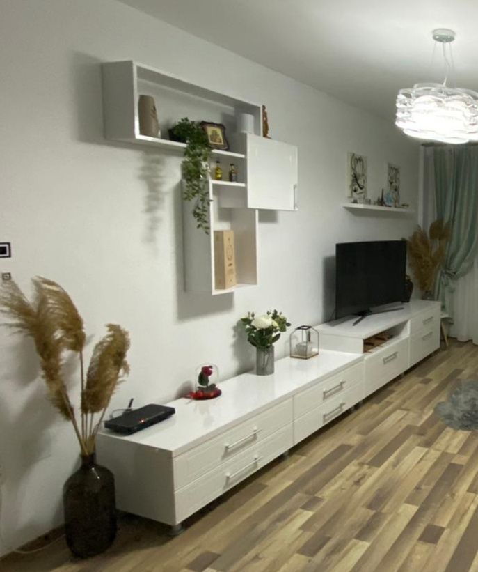 Mobila living MDF alb lucios