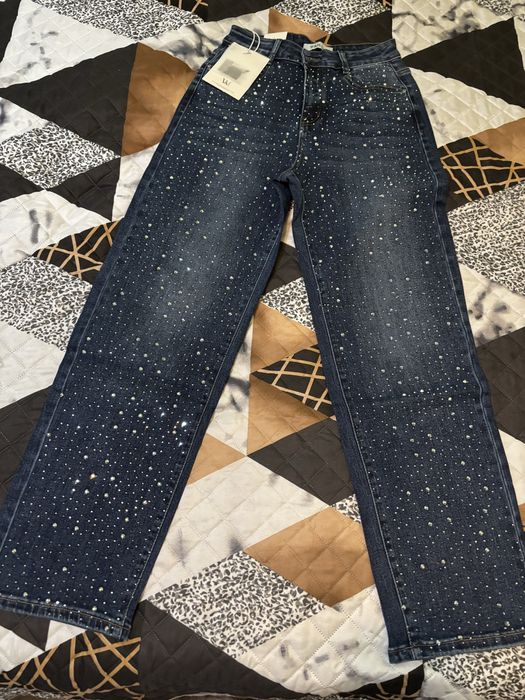 Дънки с камъни  !Нови!-Л размер