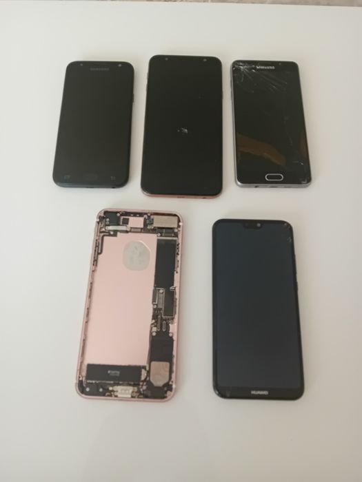 Lot telefoane pentru piese sau reparat