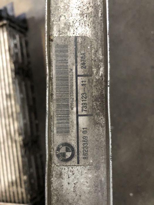 Радиатор/ интеркулер БМВ Х3, Ф25 (radiator bmw f25)