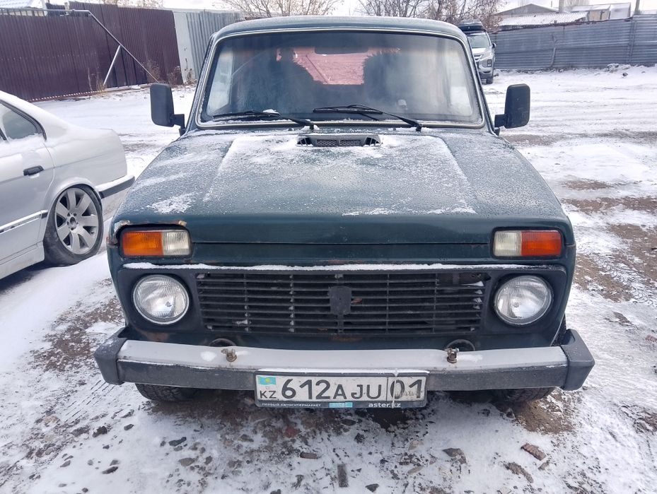 Продам машина нива 21213