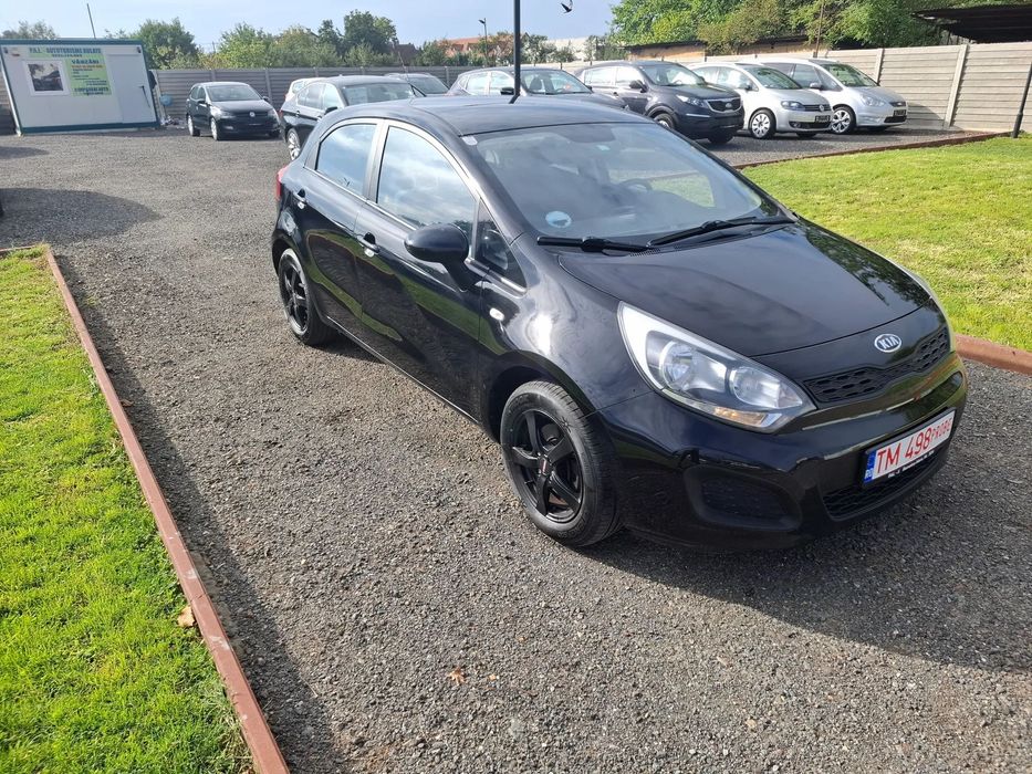Kia Rio Kia Rio 1,1D an 2013, posibil RATE si GARANTIE