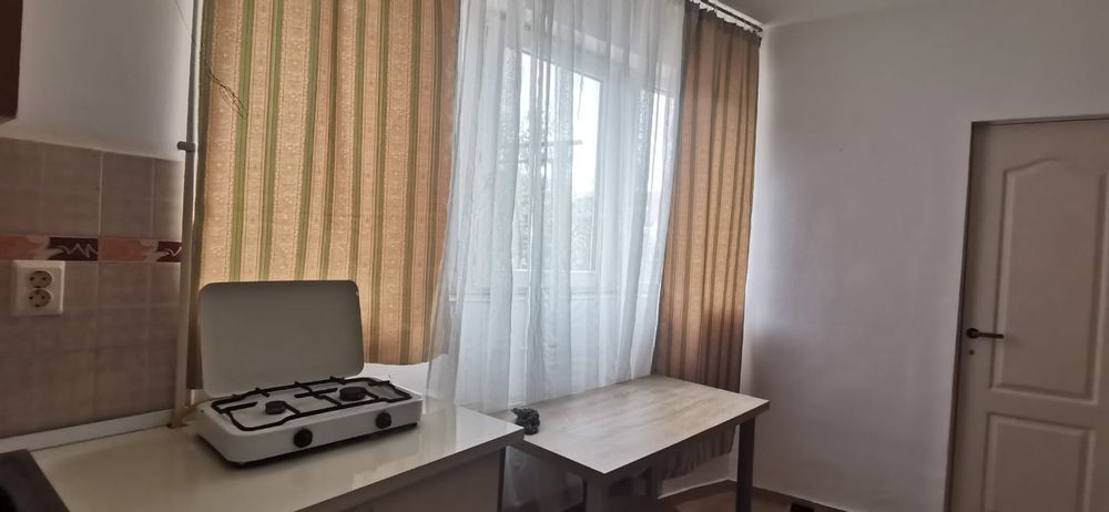 Garsonieră lângă Școala de Politie