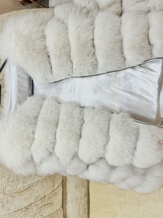 Палто естествен пух и кожа, 2в1 елек + качулка!