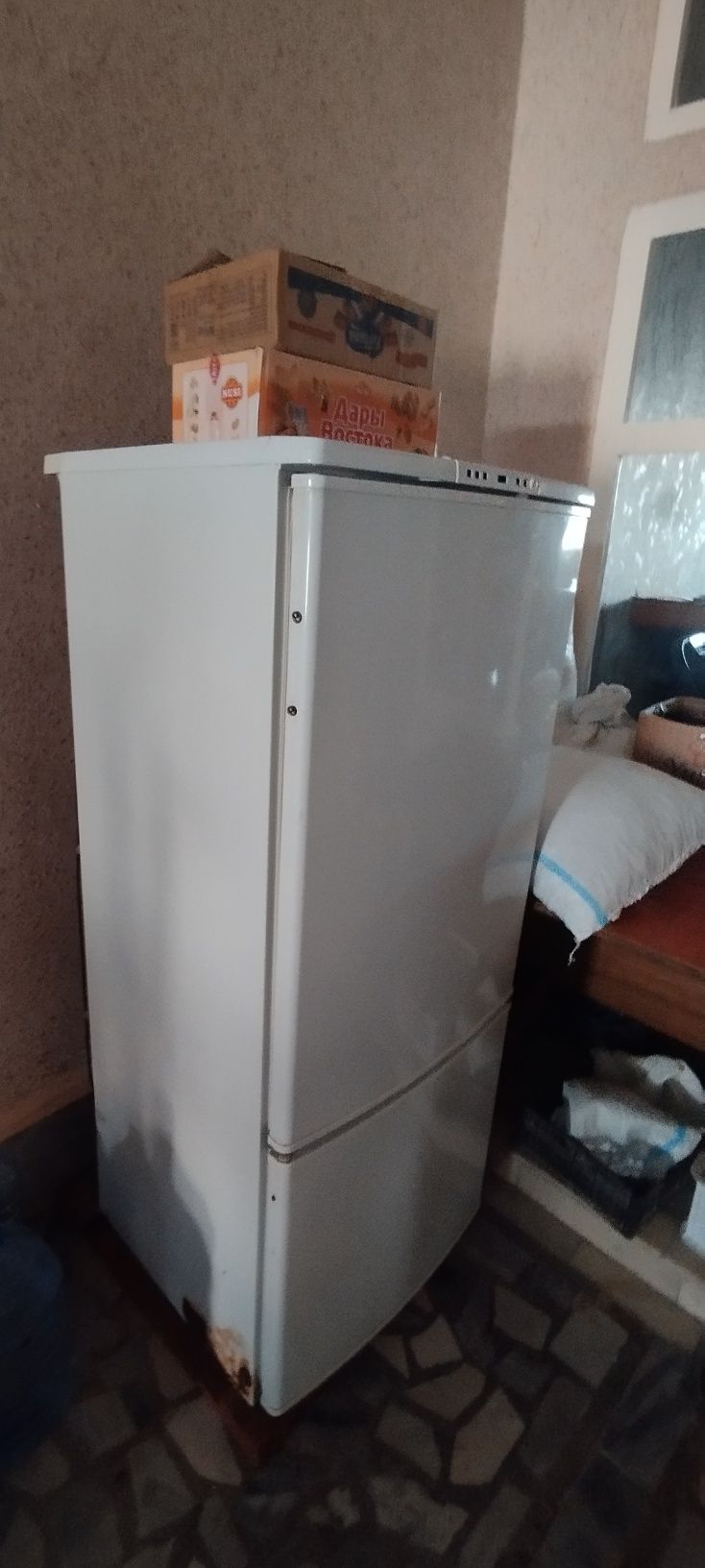Холодильник сатылады