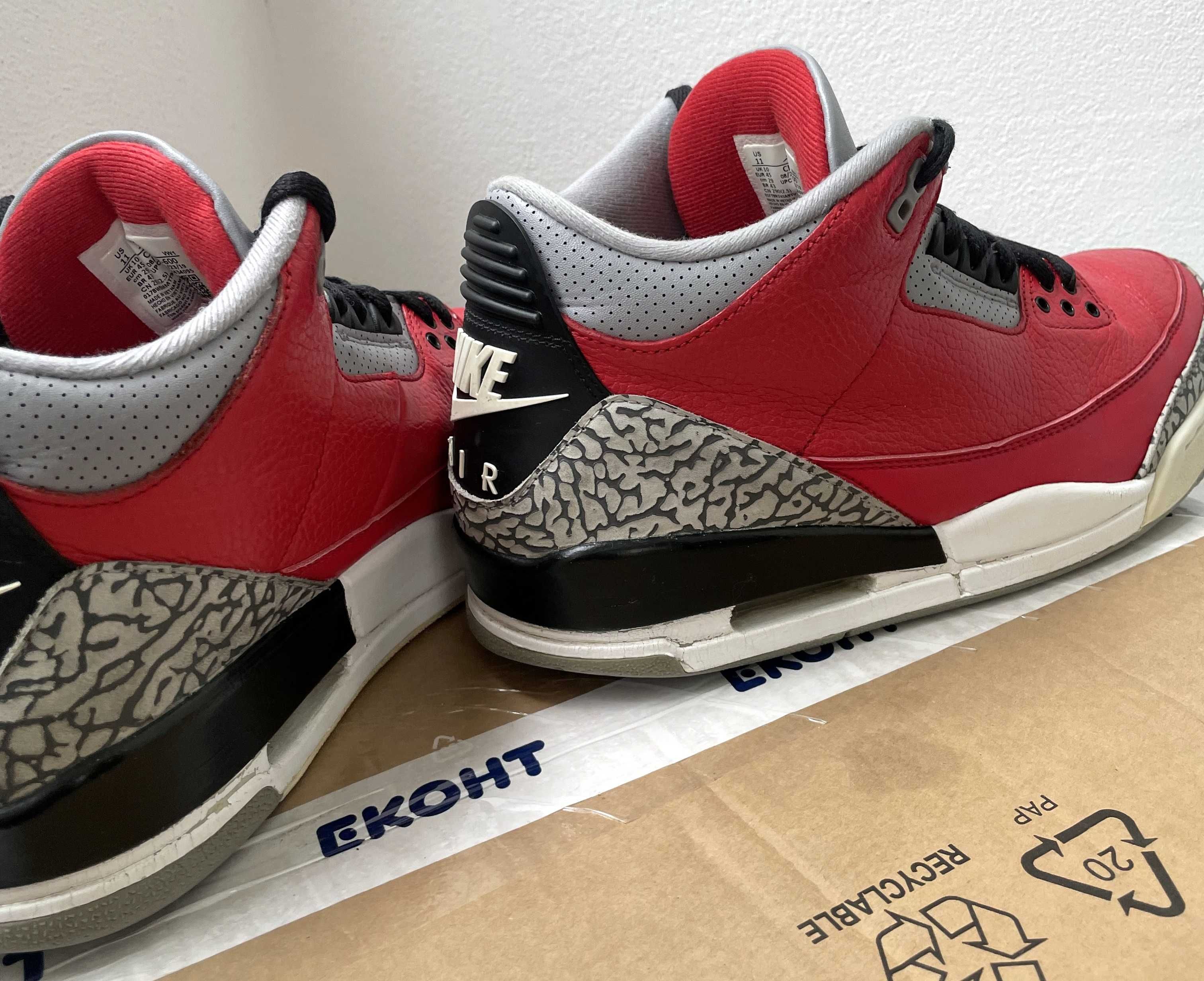 Jordan 3 Retro SE Unite Fire Red