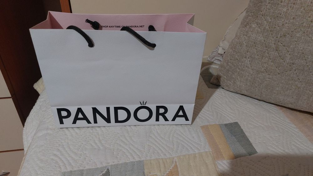 Продавам гривна пандора