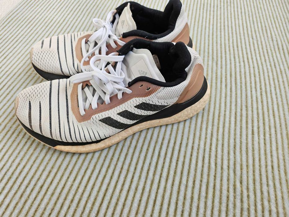 Маратонки Adidas 36 2/3