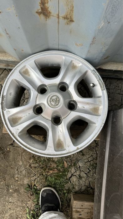 Диска R16. Toyota land cruiser.