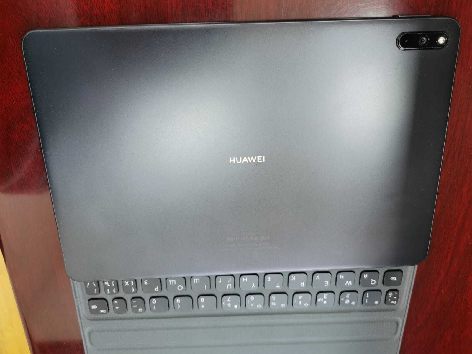 Планшет Huawei MatePad 11 64 ГБ + клавиатура