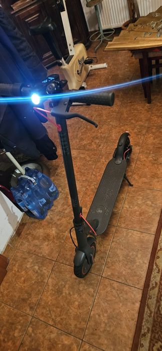 Trotineta electrica XIAOMI MI ELECTRIC