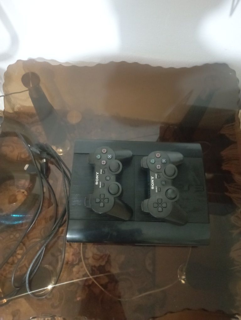 Продаёться игровая приставка Ps3