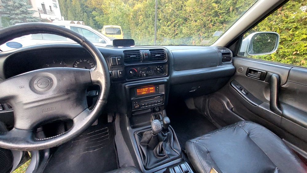 Opel Frontera 2.2 diesel