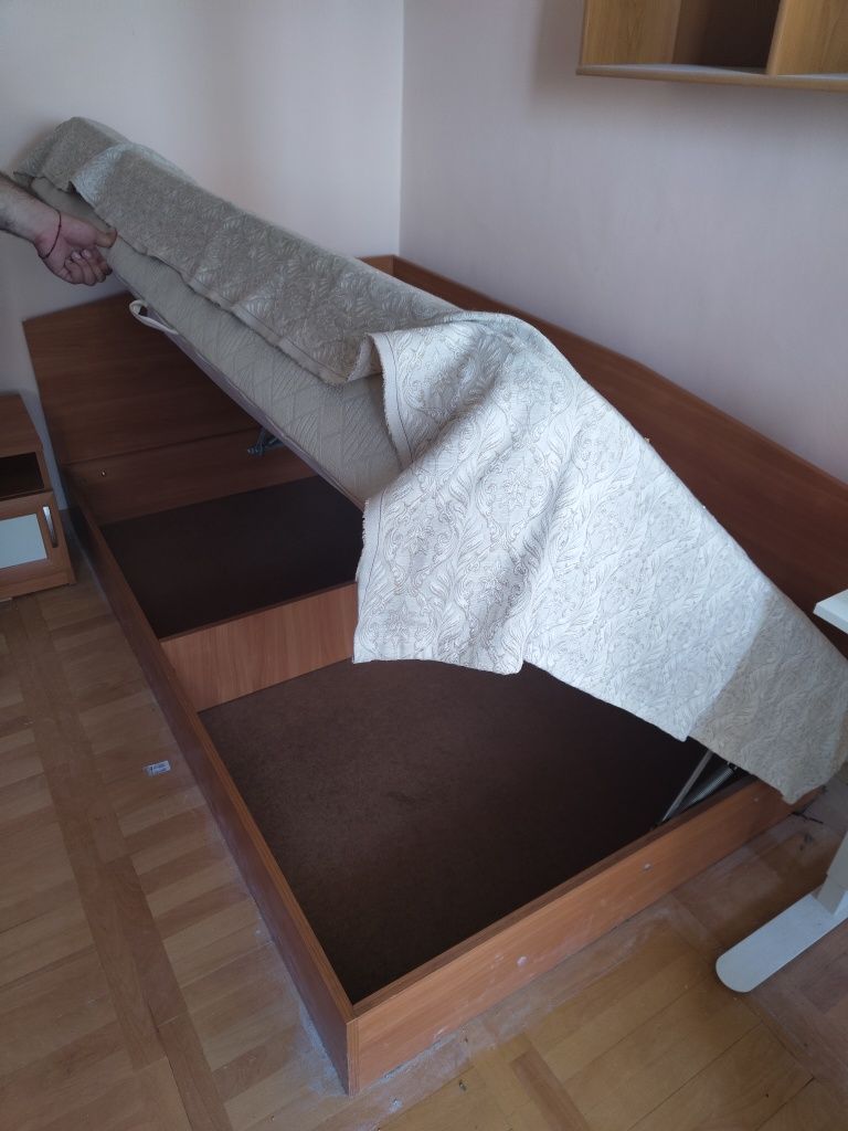Спално обзавеждане