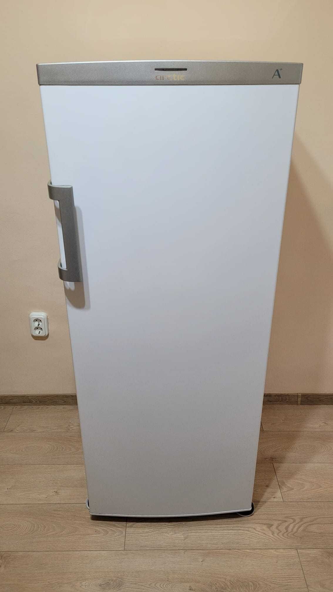 Congelator Arctic cu 6 sertare