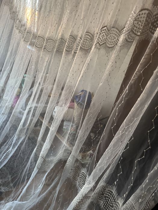 Продам тюль в зал