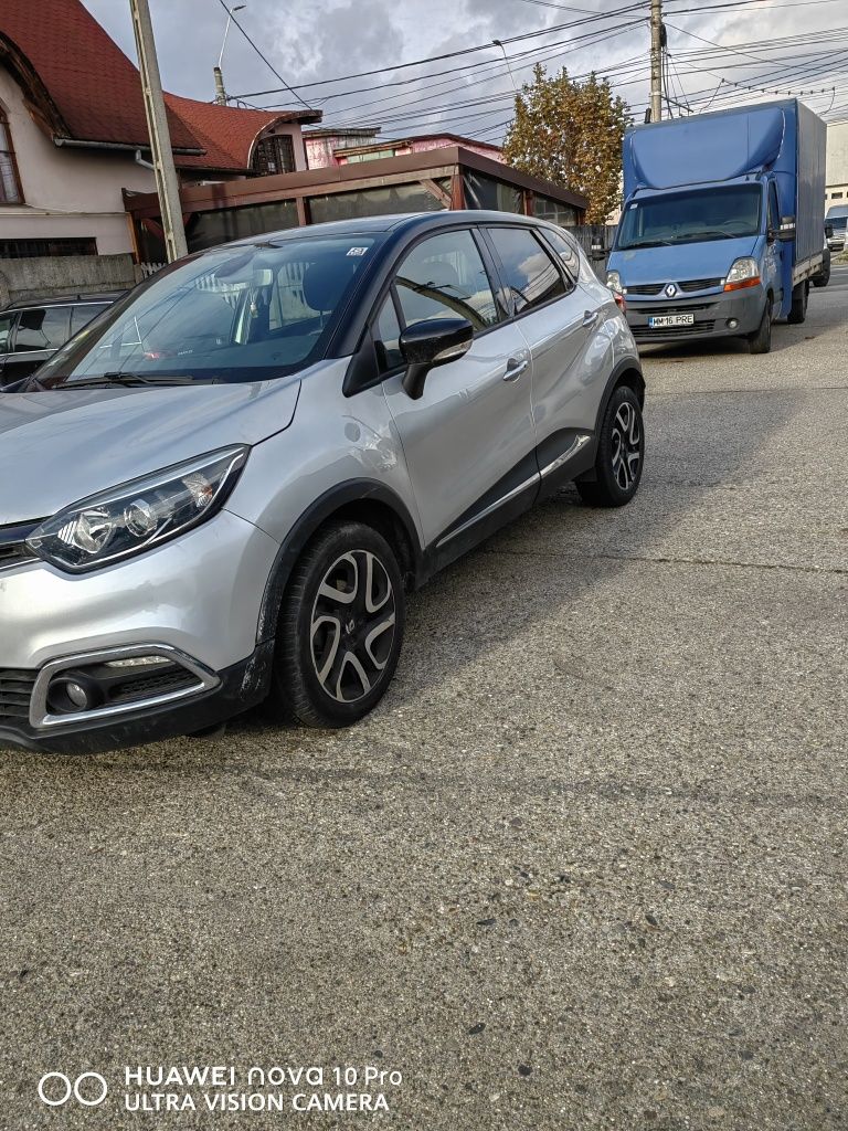 Renault Captur. An 2016