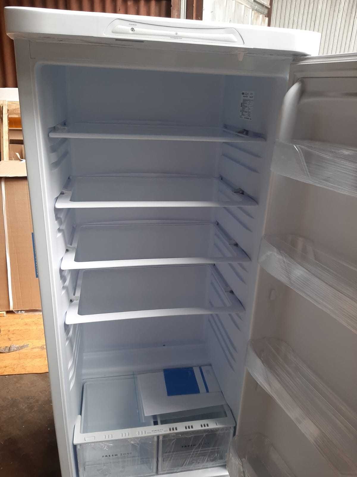 Холодильник Бирюса 542 белый