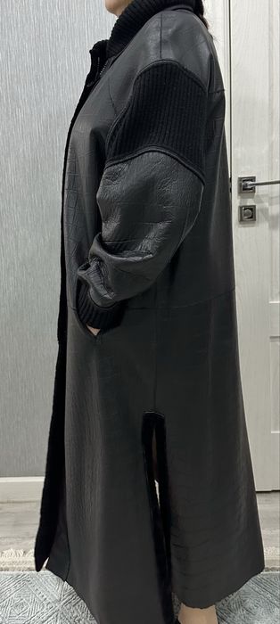 Продам женскую дубленку