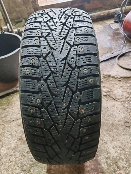Автошина зима 205/55 16 шип