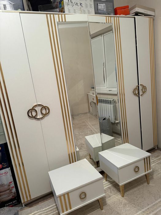 Спальный гарнитура б/у