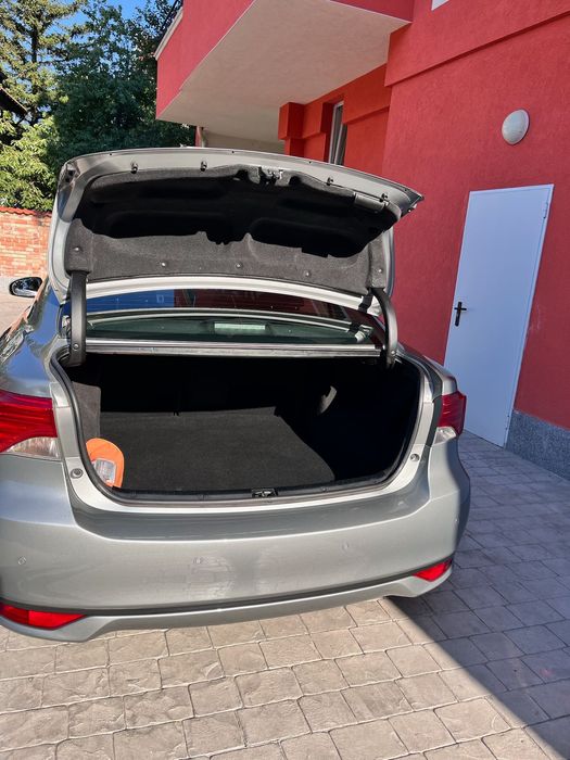 Toyota Avensis III Седан (T27) 1.8 VVT-i