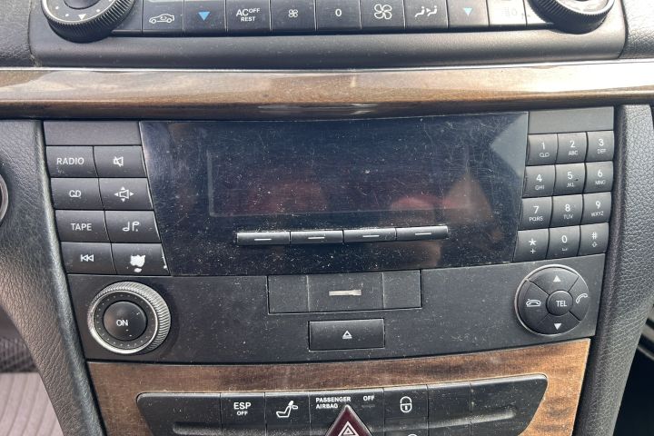 Radio cd Mercedes-Benz E-Class W211