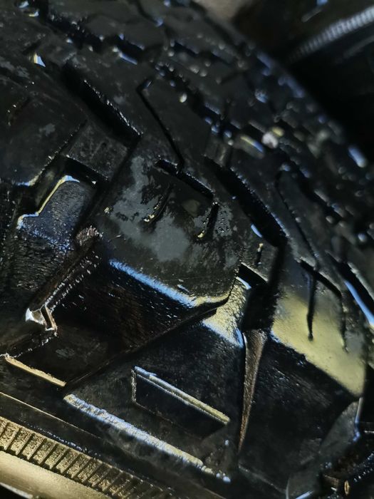 Goodyear 3 броя зимни