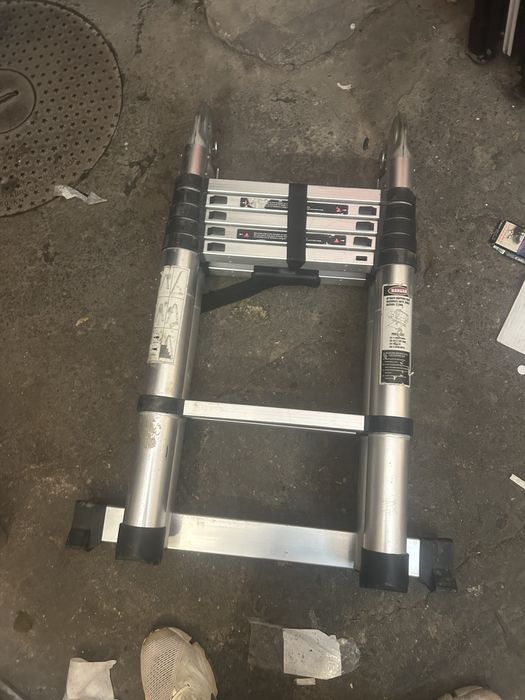 Scara din aluminiu de 4 metri