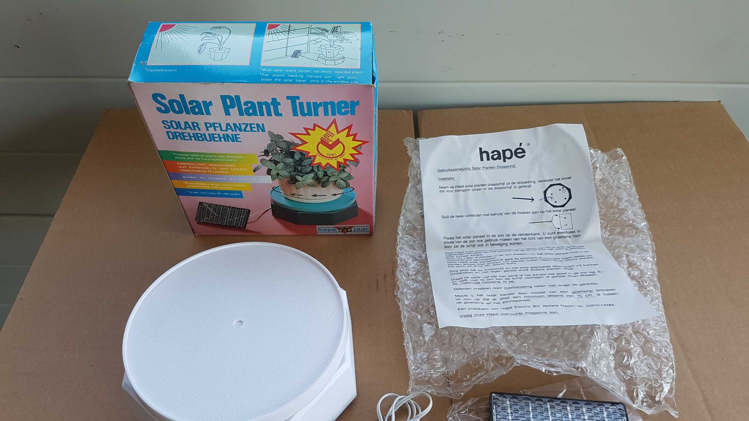 Suport de flori rotativ,cu energie solara,Solar Plant Turner