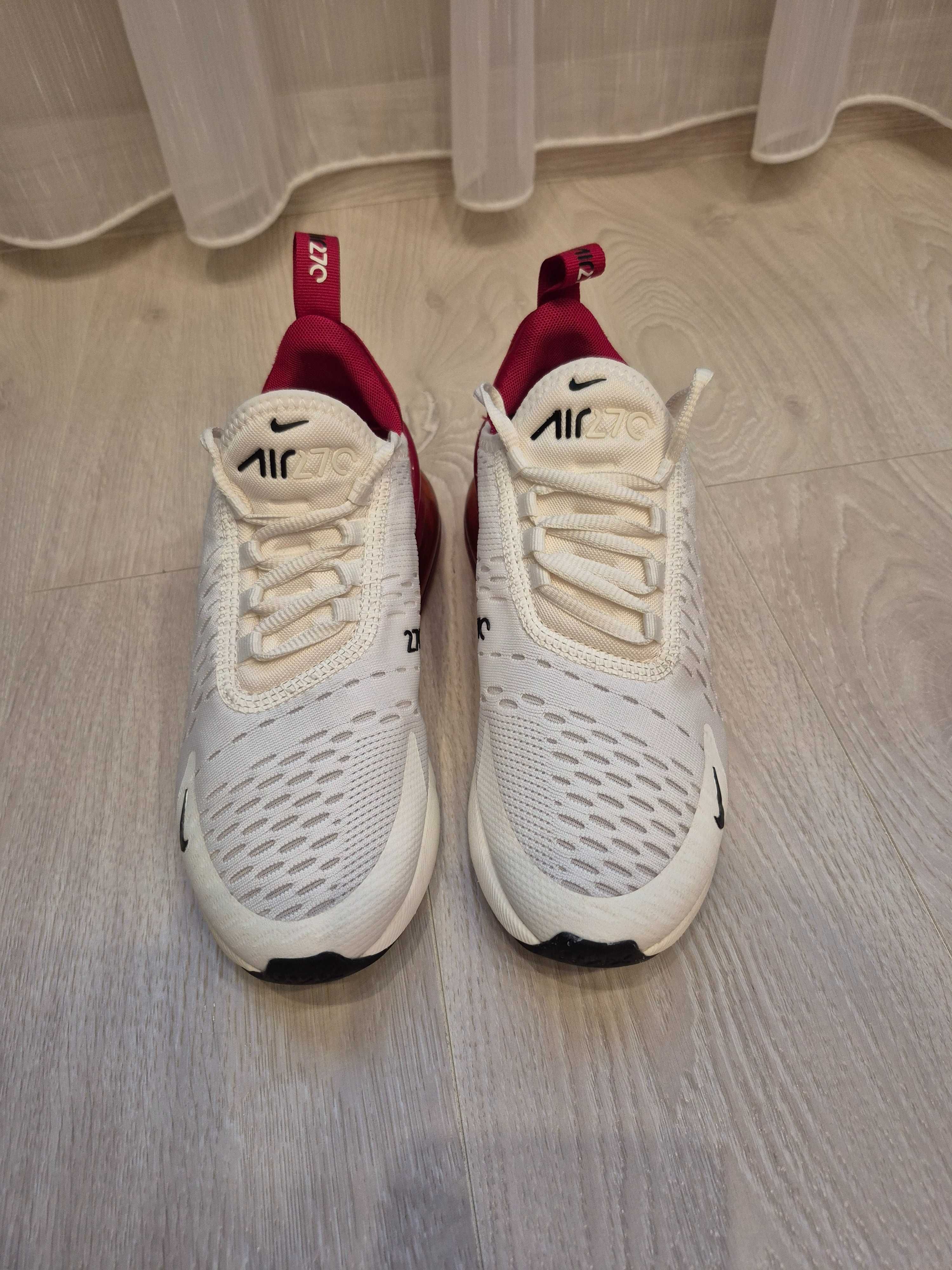 Nike Air Max 270 размер 35.5