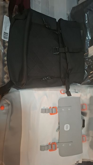 Sumka olganga 1 ta suv idishi sovgʻaga qushib beriladi.