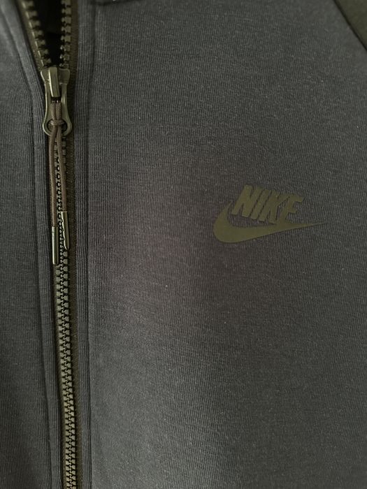 Hanorac Nike Tech Fleece