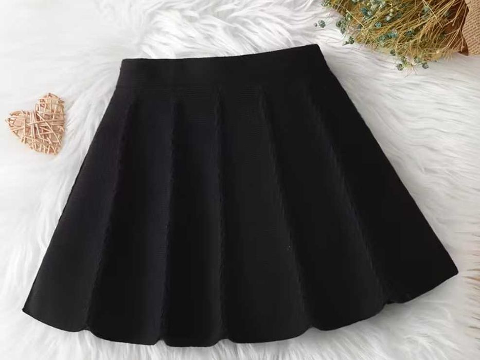 Fustă plisată pentru fete