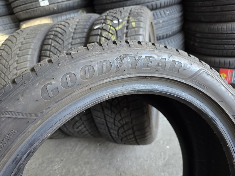 205/50/17 Goodyear 4piese