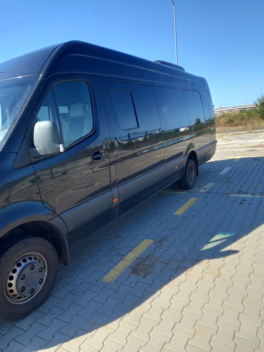 Microbuz Mercedes Sprinter