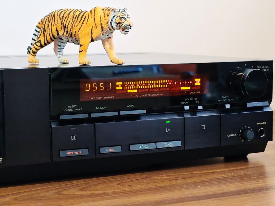 Sansui D-X501. Deck valoros, superb. Estetică de raft. Preț fix !