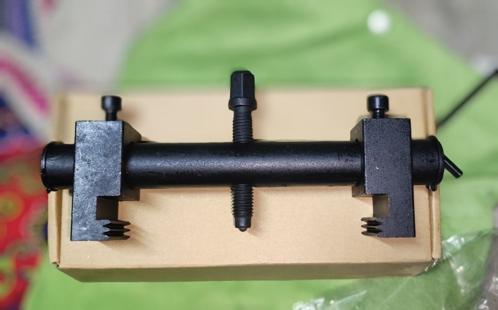 Съемник шкивов коленвала,генератора,водяного насоса,гур и тд.40-165мм.