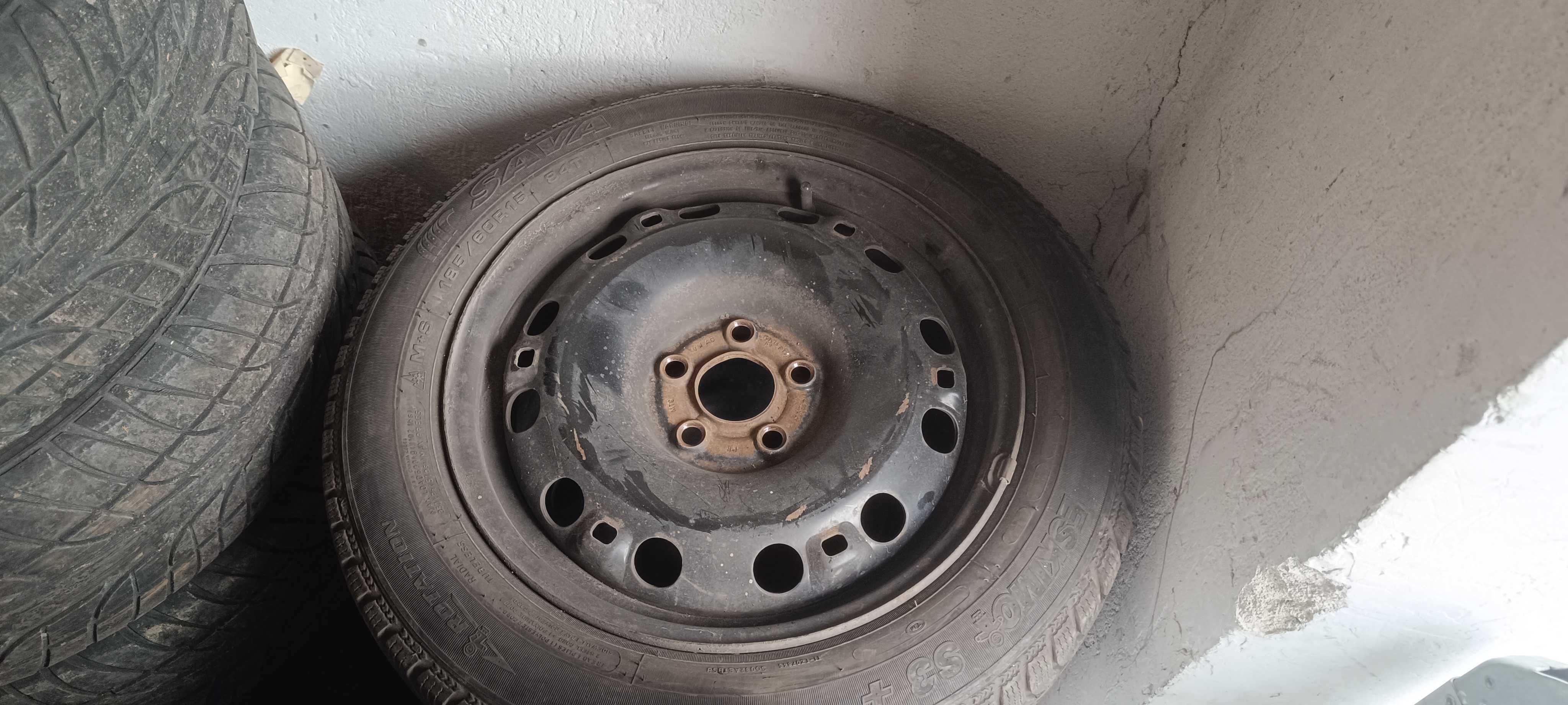 4 броя Джанти със гуми  185/60/r15 5x100 57.1  r15 + Бонус