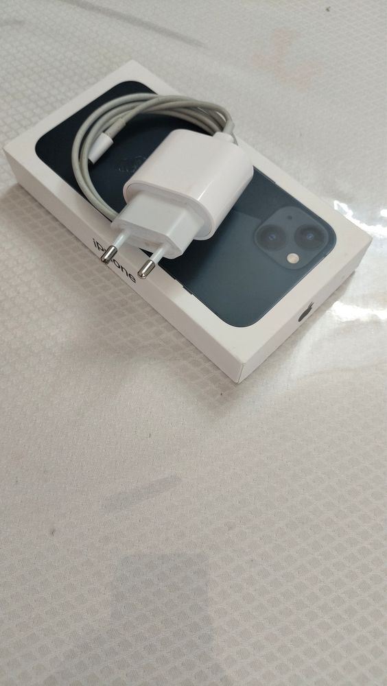 Iphone 13,128GB.