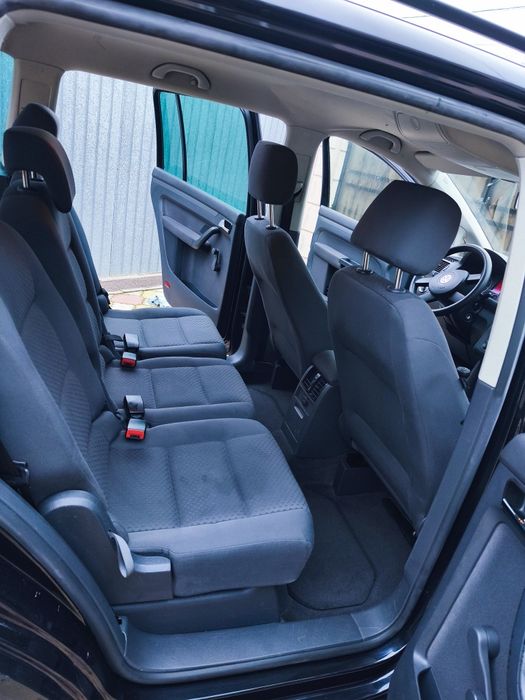 Vand  VW Touran 1.9 TDI 6+1 Trepte 2006
