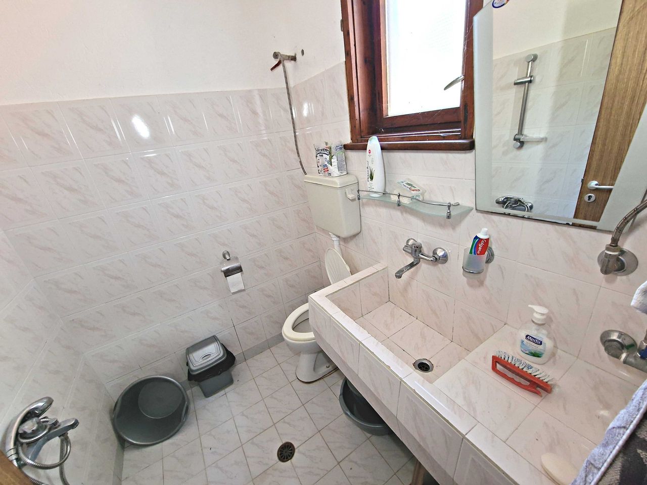 Продава се Къща в с. Нови извор, Област Пловдив - 300 кв.м за 617 €/кв.м - Снимка #14