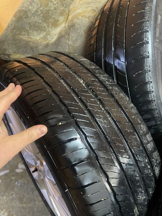 215/55/17 шини диски оригинал