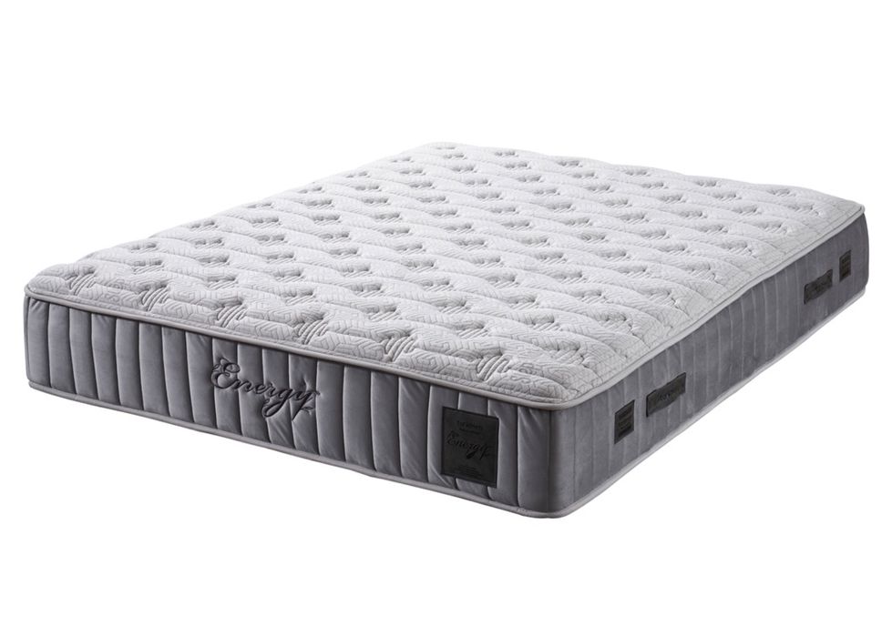 Тапицирано легло Energy