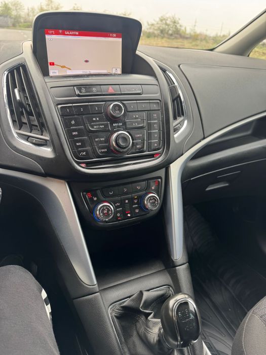 Opel Zafira 1.6 Diesel *2016* Euro 6 / Navi / Volan Incalzit /165.000