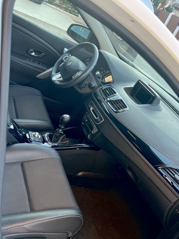 Renault Megane 3 BOSE