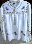 Bluza alba brodata stil ie