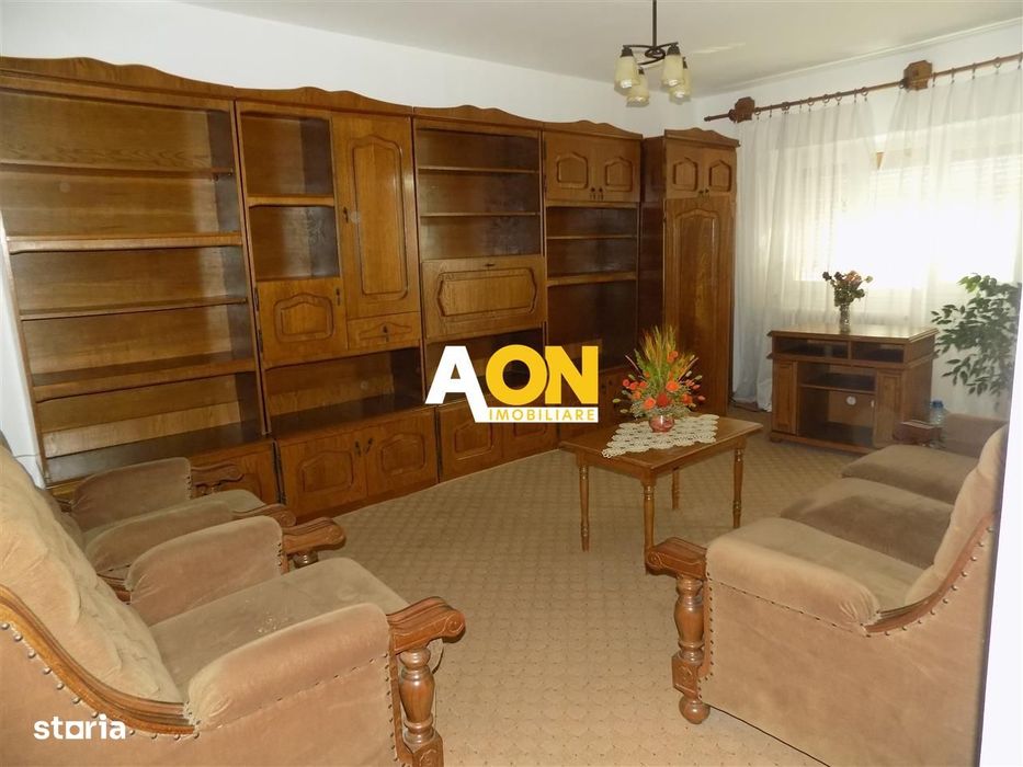 Apartament 3 cameredecomandat sub Stadion