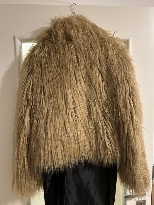 jachetă h&m imitație de blană